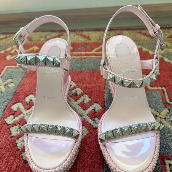 Christian Louboutin - Picture 3 of 4